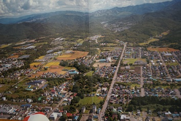 「郷土吉野」上空写真