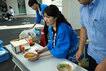 チャリティーでラーメンをご提供