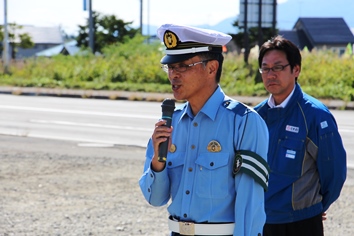 砂川警察署中川隆利署長