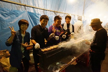 焼き鳥班