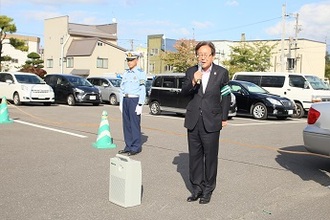 昨年の旗の波運動の写真